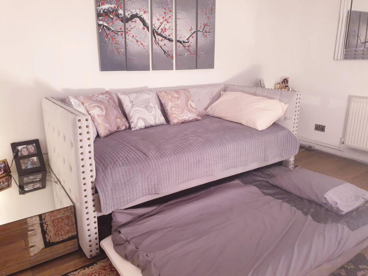 لندن Cozy Muswell Hill 1-Bedroom Flat المظهر الخارجي الصورة